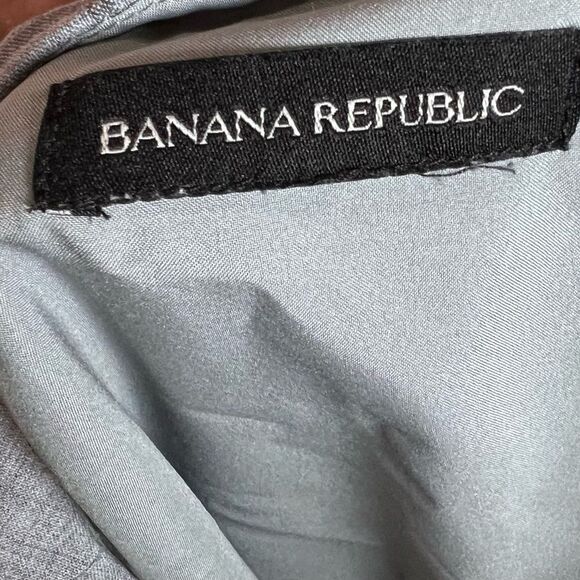 Banana Republic gray checkered ruffle top size large - Picture 5 of 6